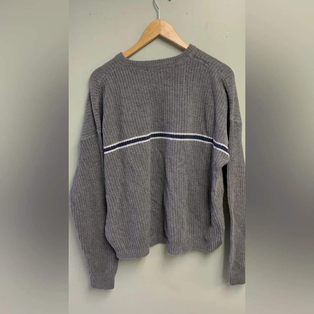 Basic Equipment Sweater - Picture 6 of 6